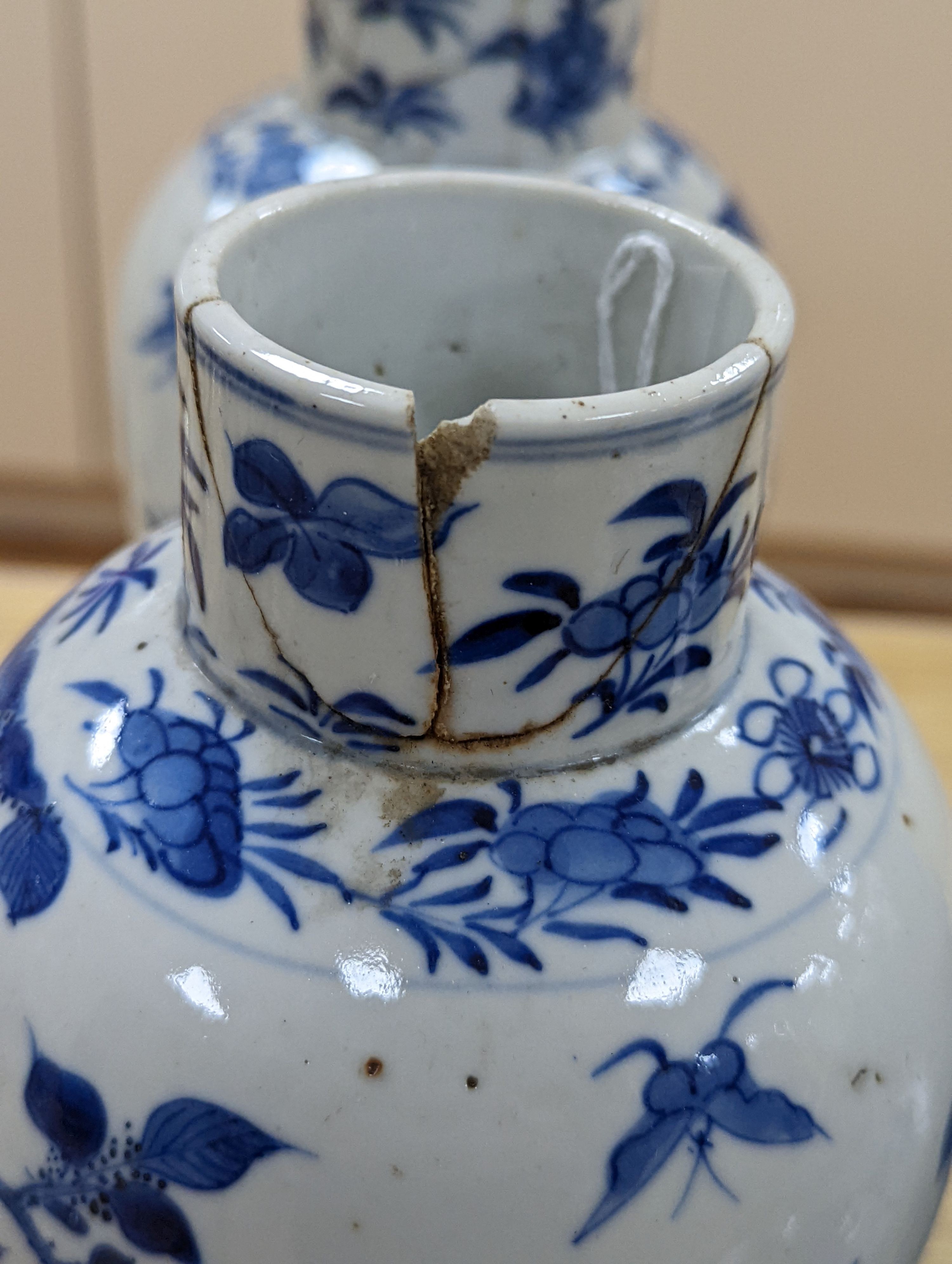 A pair of Chinese blue and white ‘boys’ baluster vases and a Chinese blue and white jar, 19th-century and later 27cm